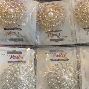 12 PIECES OF CIRCLES BROOCHES